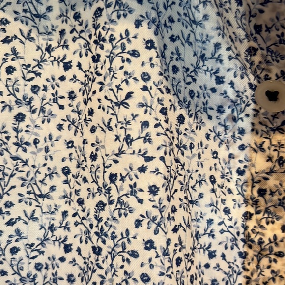 Men’s button down. - Picture 3 of 3